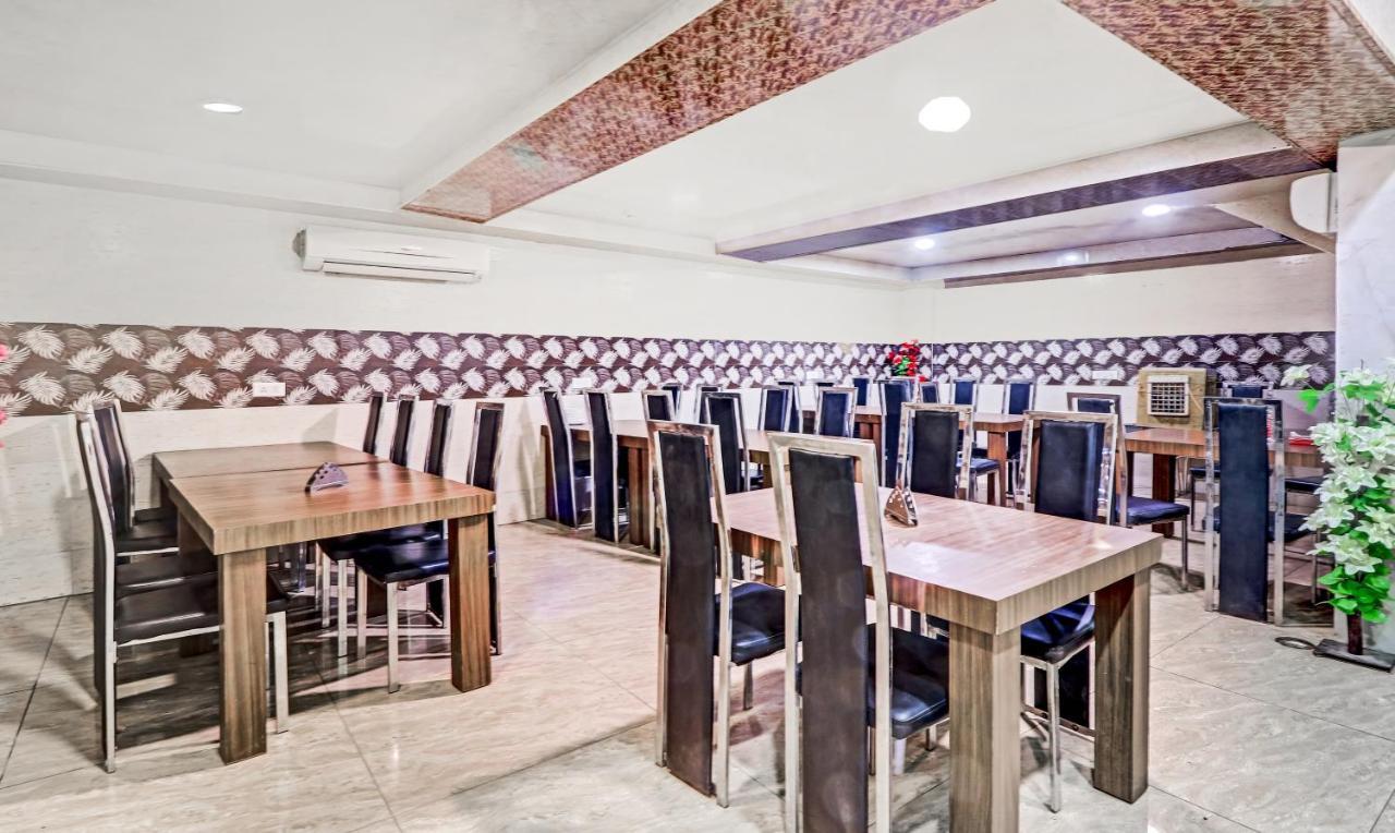 Treebo Taj Dream Hotel Agra  Bagian luar foto