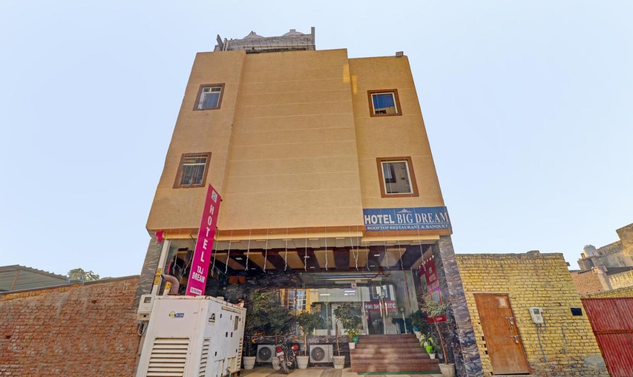 Treebo Taj Dream Hotel Agra  Bagian luar foto