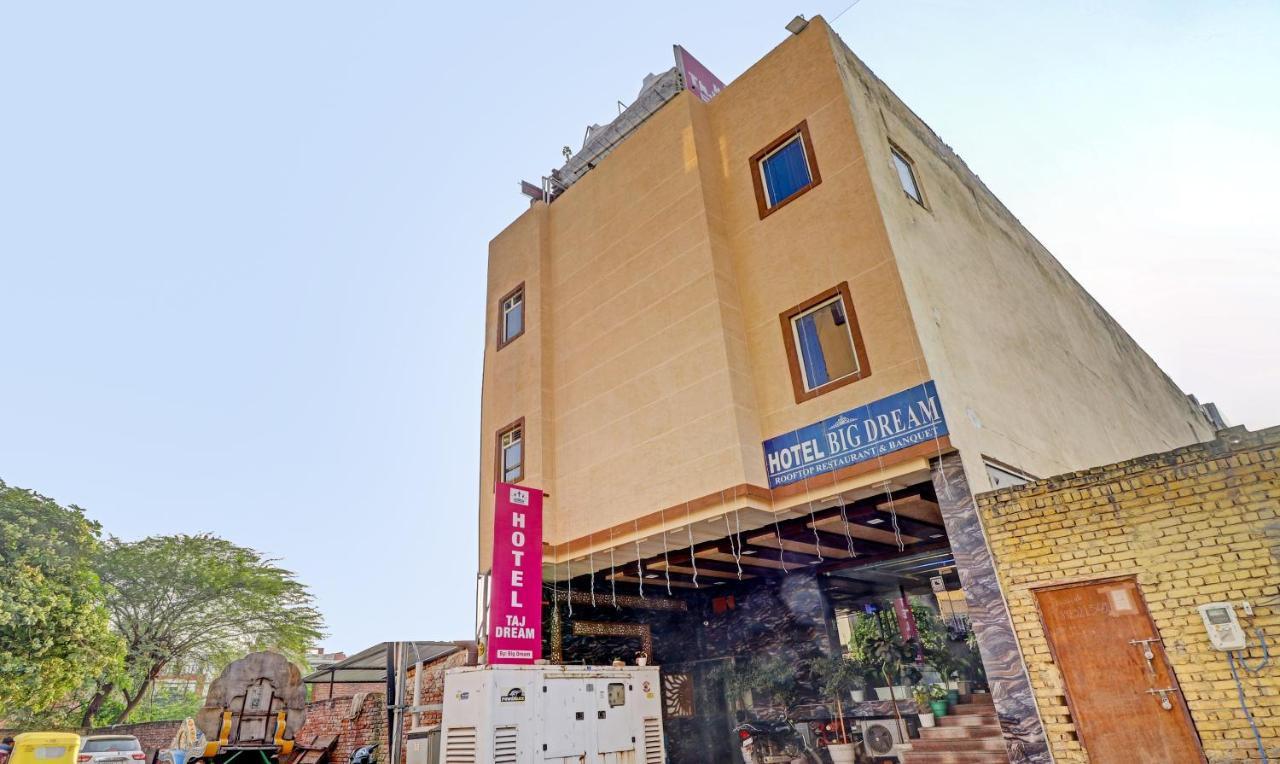 Treebo Taj Dream Hotel Agra  Bagian luar foto
